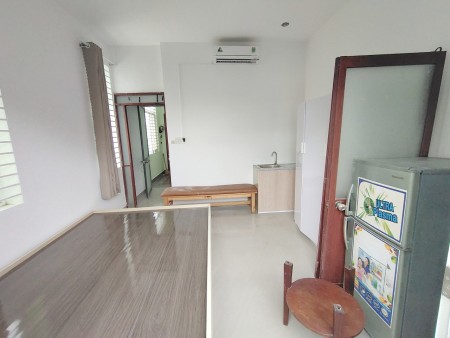 Căn hộ có ban công giá rẻ full nội thất đầy đủ tiện nghi