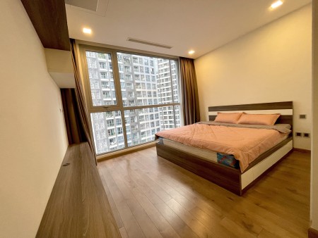 Cho thuê căn hộ 3 phòng ngủ 28tr/tháng tại Vinhomes Central Park, 117m2, 3 phòng ngủ, 2 toilet