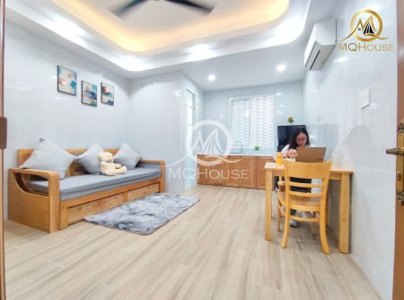 Căn hộ full nội thất có máy giặt riêng ngay sân Golf TSN, 28m2, ,