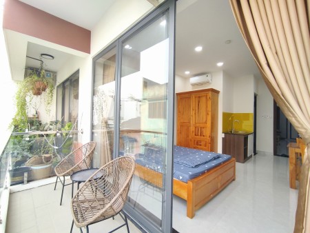 CHO THUÊ CHDV - BAN CÔNG LỚN - Nguyễn Văn Đậu, Bình Thạnh