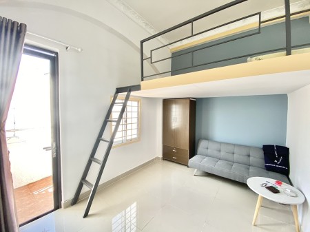 Căn Hộ có ban công tại Bình Giã, P13, Tân Bình. Giá chỉ 6.000.000/Tháng