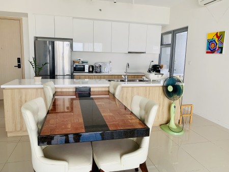 Cho thuê căn hộ 3 phòng ngủ tại Palm Heights Giá siêu Tốt. LH : 0707 913 021 Gặp E Linh