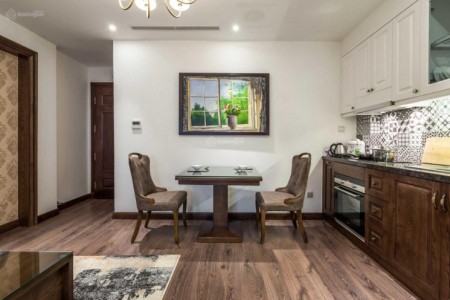 Đơn giản mà sang trọng, căn hộ cc nội thất hoàng gia ngay Hoàn Kiếm