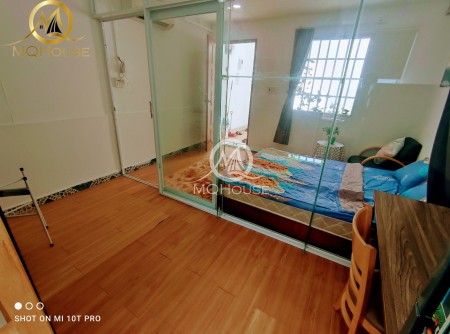 Căn hộ 1 phòng Ngủ Full Nt tại Bình Thạnh giáp Q1