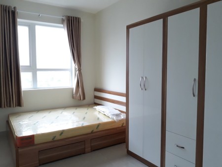 Chính chủ cần cho thuê căn hộ chung cư Topaz Dargon, 39 đường Cao Lỗ, phường 4, quận 8.