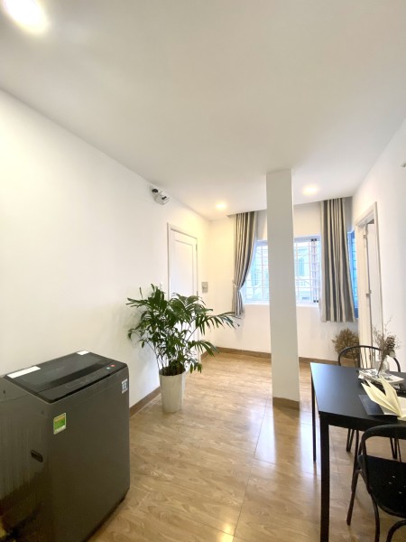 Cho thuê căn hộ 1PN giá rẻ ngay tại trung tâm Phú Nhuận