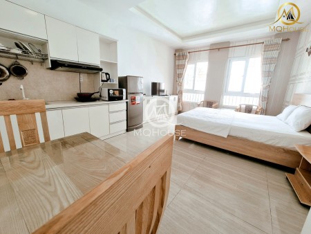Căn hộ gần Ngã Tư Hàng Xanh, D1, Bình Thạnh, Full nội thất, 40m2, ,