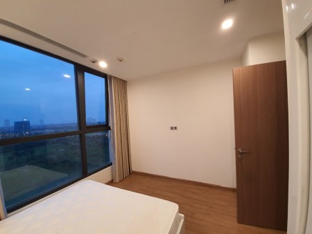Cho thuê Vinhomes Green bay 2 ngủ, full nội thất đẹp, sáng