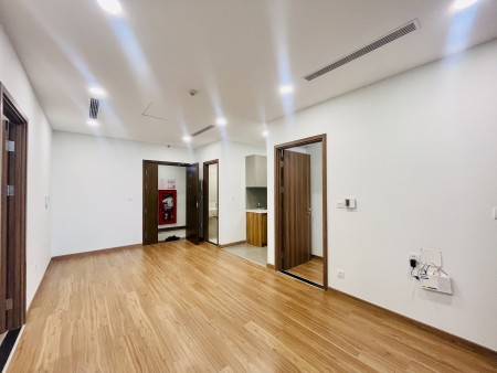 Eco Green Sài Gòn toà HR3 mới bàn giao căn 2pn ( 70m2-căn góc ) cho thuê chỉ 12tr/tháng. P