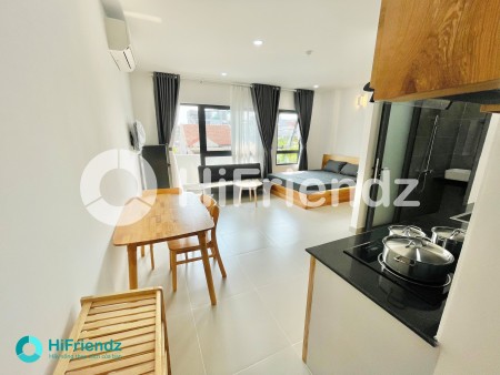 Studio mới 100%, Máy giặt riêng gần sân bay Tân Sơn Nhất