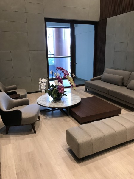 Mè trồ mé trô - Metropole 3pn NTCB diện tích sử dụng 101m2 mà 28 Triệu/Tháng