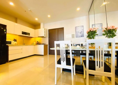 Hàng hiếm căn The Prince Residence 51m2 1PN căn góc. LH: 0909 149910