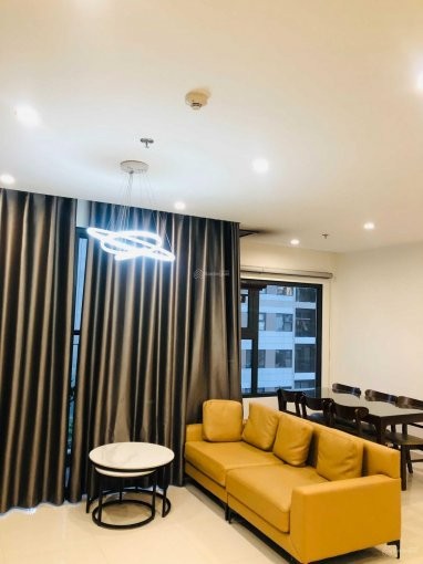 Căn góc 2PN Vinhomes Ocean Park cho thuê 8tr/th, đã có nội thất