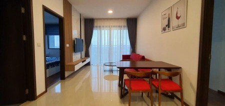 Cho thuê căn hộ tại One Verandah tầng cao 2 phòng ngủ, full nội thất