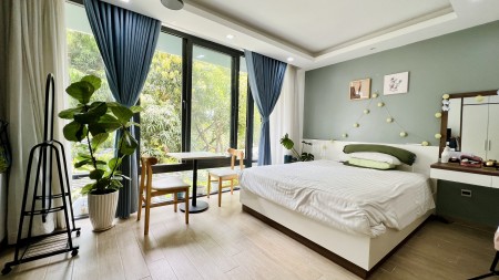 Cho thuê căn hộ dịch vụ 1 Phòng Ngủ, Ban công - giếng trời Full Nội Thất Cao Cấp - Diện Tích 35-50m2