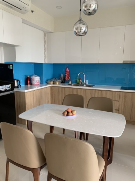 Tại chung cư cao cấp Palm Heights - 2pn- full nội thất- 15 triệu bao phí