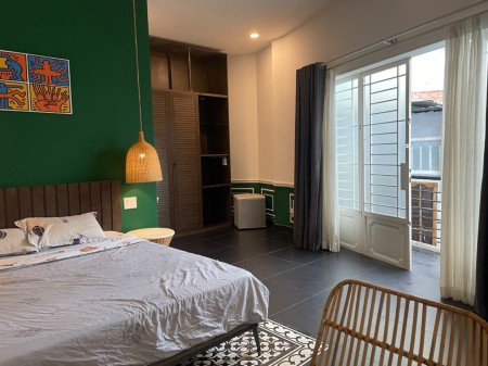 Căn hộ Studio ban công siêu thoáng mát rộng rãi được nuôi hổ hẻm xe tăng