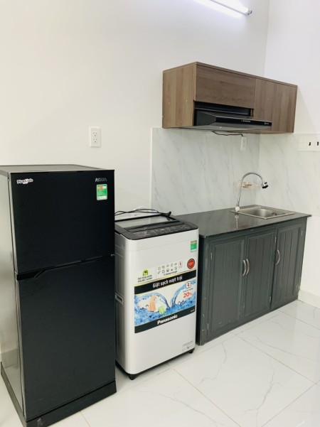 Q7 - Duplex cửa sổ lớn thoáng mát, nội thất hiện đại gần trung tâm