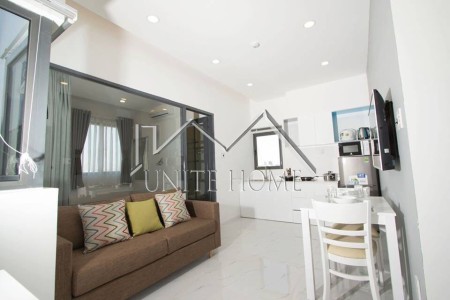 Căn hộ dịch vụ, ngay cầu Nguyễn Văn Cừ Quận 5 - 8, đầy đủ nội thất