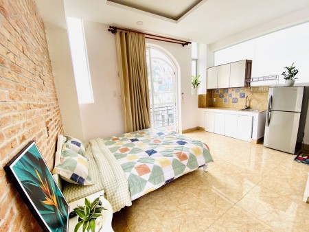Căn Hộ Ban Công - Studio FullNT Nhà Mới Thoáng Mát, Hẽm Xe Hơi - Lê Văn Sỹ