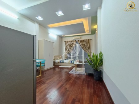Căn hộ Studio - ban công - cửa sổ - full nội thất - máy giặt riêng