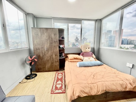 Q4 Căn hộ studio full nội thất, cửa sổ lớn, gần ĐH Luật, Cầu Khánh Hội, Phố đi bộ, 30m2, 1 phòng ngủ, 1 toilet