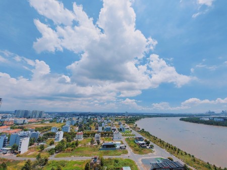 Cho thuê căn hộ 2 PN One Verandah nội thất cơ bản tầng cao view sông giá thuê 15 triệu/tháng