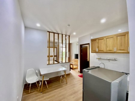 Căn hộ 1 PN vách ngăn ngay Trần Kế Xương Bình Thạnh ban công thoáng mát gần chợ Bà Chiểu BAN CÔNG