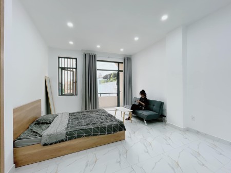 Cho thuê căn hộ full nội thất có ban công cửa sổ kế bên Công Viên Gia Định