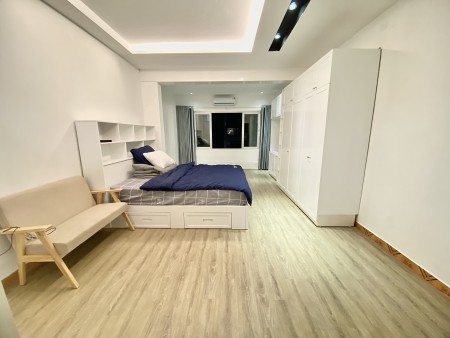 Căn hộ 45m2 Quận 1 gần Công Viên Lê Văn Tám