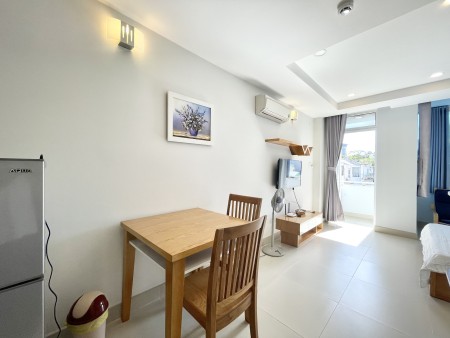 Cho thuê căn hộ tiện nghi nội thất siêu cao cấp tại Đường Mê Linh, Phường 19, Bình Thạnh,