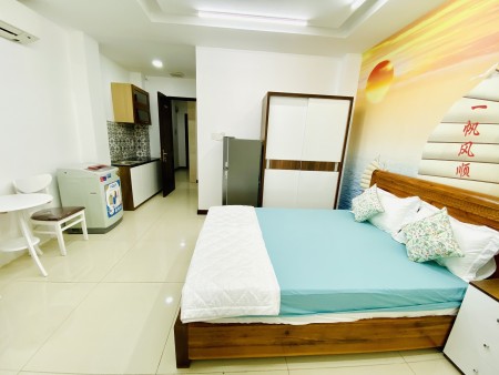 CHDV full nội thất tại Quận 1, Máy Giặt Riêng, Gần Thảo Cầm Viên, Chùa Ngọc Hoàng.