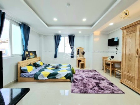 Căn hộ 2 Cửa sổ lớn, Full NT, Thang máy, Ngay Nguyễn Trãi Quận 1