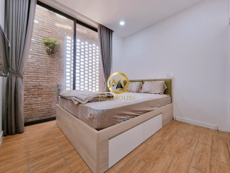 Cho thuê căn hộ cao cấp, Có bancon thoáng mát đường Lê Văn Sỹ Quận 3