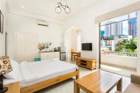 Căn hộ balcony view italia, nội thất sang trọng, Ngô Tất Tố Bình Thạnh