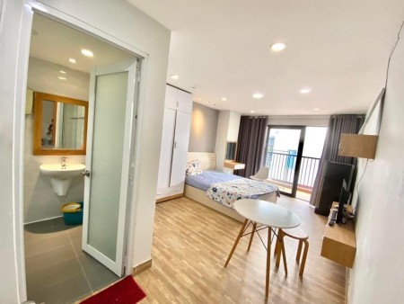 Căn Hộ ngoài mặt tiền bancony, gần sây bay, hỗ trợ cọc giữ phòng