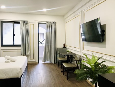 Căn hộ 1Pn Bancon tọa lạc Phường Tân Định Quận 1