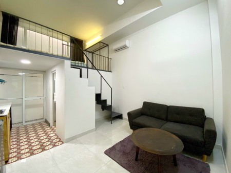 Duplex Full nội thất Giáp Quận 1, Ưu Đãi Cực To, Free Giữ Xe
