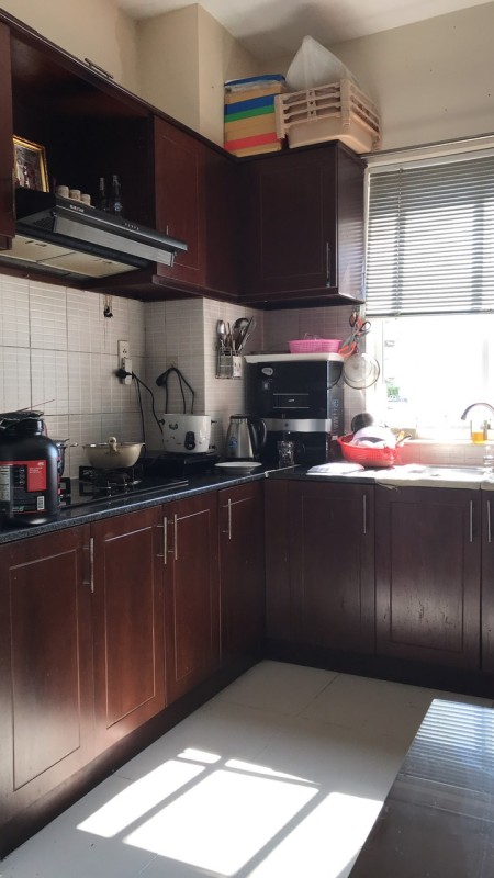 Cần cho thuê nhanh căn hộ Phú Thạnh 2pn, dt 82m2, full nội thất, giá 9tr5. Liên hệ chị Mỹ: 038401589