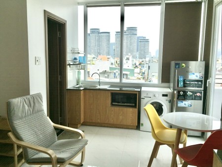 Căn hộ Ban công máy giặt riêng gần cầu Thị Nghè