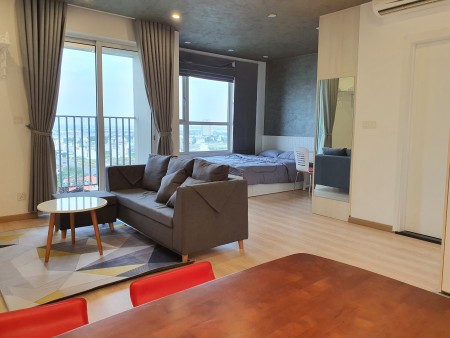 Cho thuê căn hộ Vista Verde 1PN đầy đủ nội thất