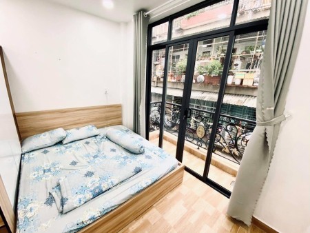 Căn Hộ Balcon-Cửa sổ view Đẹp Ngay Trung Tâm Quận1