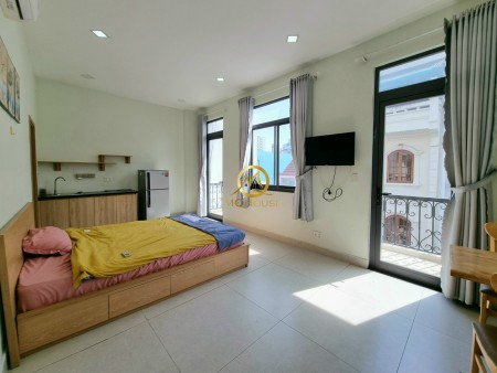 Căn hộ ban công cực thoáng, Diện tích 35m2, Full NT, Gần ĐH Bách Khoa