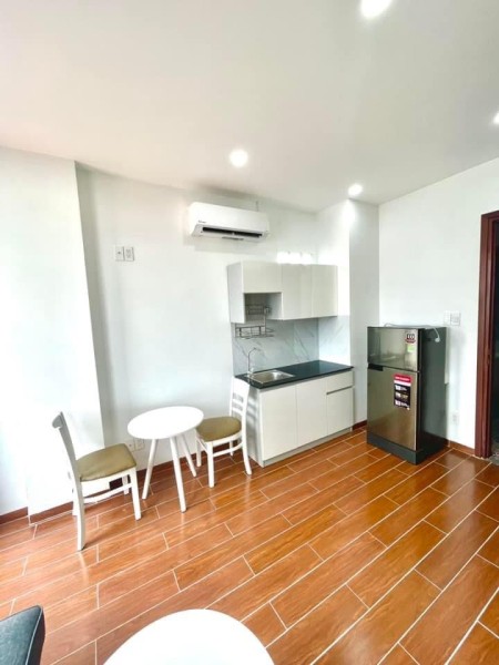 Q3 căn hộ Studio full nội thất sạch đẹp ban công siêu rộng, thoáng mát gần chùa Bát Nhã, cổng xe lửa
