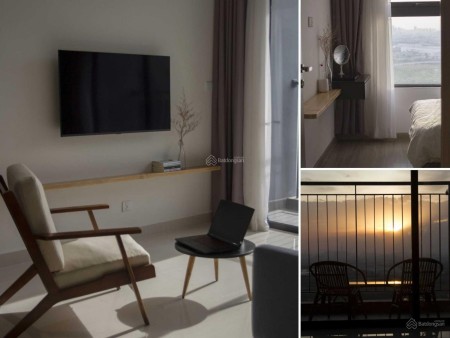 Cho thuê căn 2PN 2wc có rèm, hướng ban công ĐN rất thoáng mát, giá 5tr/ tháng, LH 0767282186