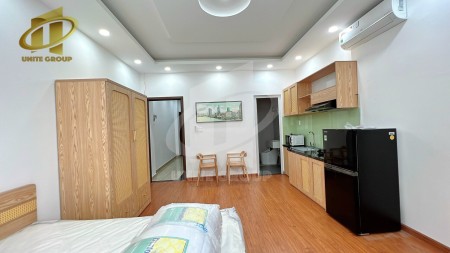 CHDV 1PN bếp riêng BAN CÔNG Đề Thám, gần Bùi Viện