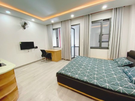 Studio ban công, 2 cửa sổ lớn ngay Nguyễn Văn Đậu - Bình Thạnh