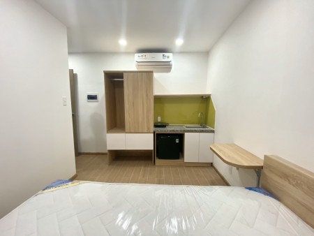 Cho thuê căn hộ sang trọng ngay khu Phan Xích Long, 33m2, 1 phòng ngủ, 1 toilet