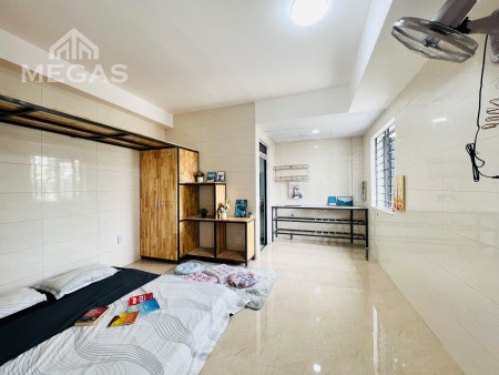 Căn hộ full nội thất gác cao 30m2 gần Lê Trọng Tấn