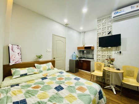 Căn studio siêu phẩm cửa sổ lớn view đỉnh, nội thất đẹp ngay trung tâm Q1